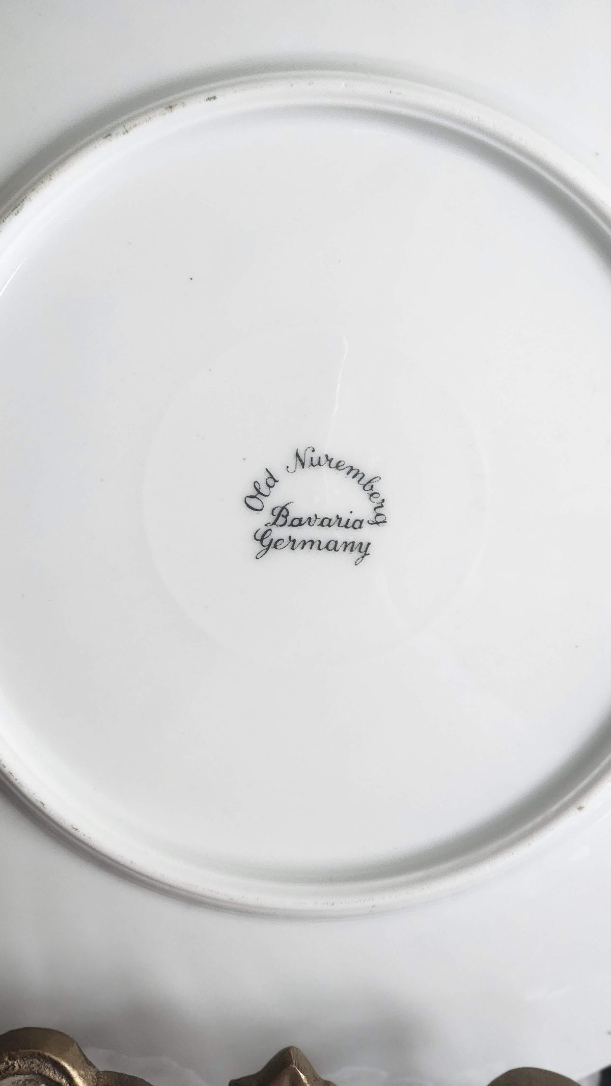 Reverse of porcelain plate showing Old Nuremberg Bavaria Germany backstamp