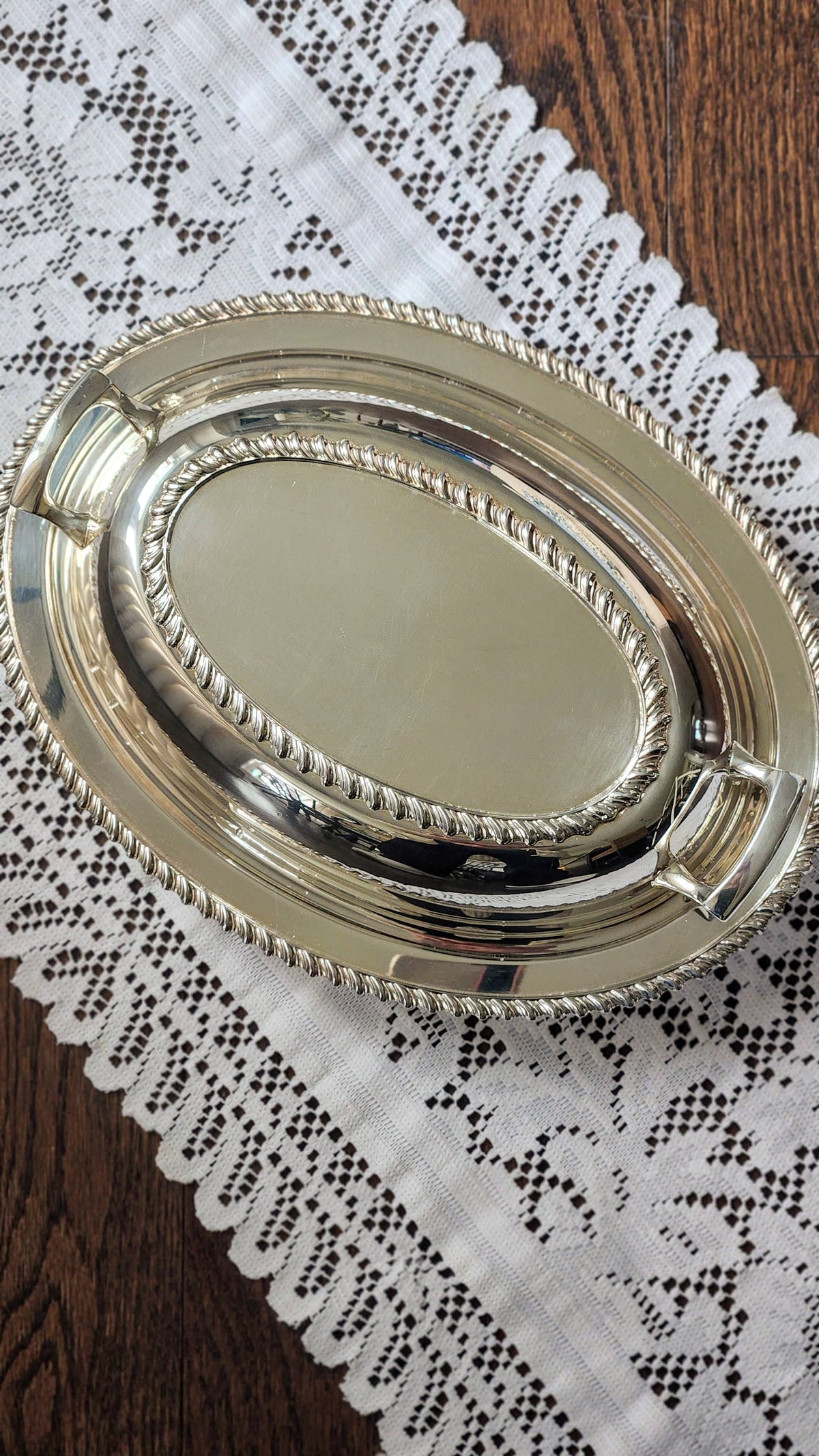 Vintage Crescent Silverplate Double Vegetable Dish, Oval Covered Server with Gadroon Border, 12"