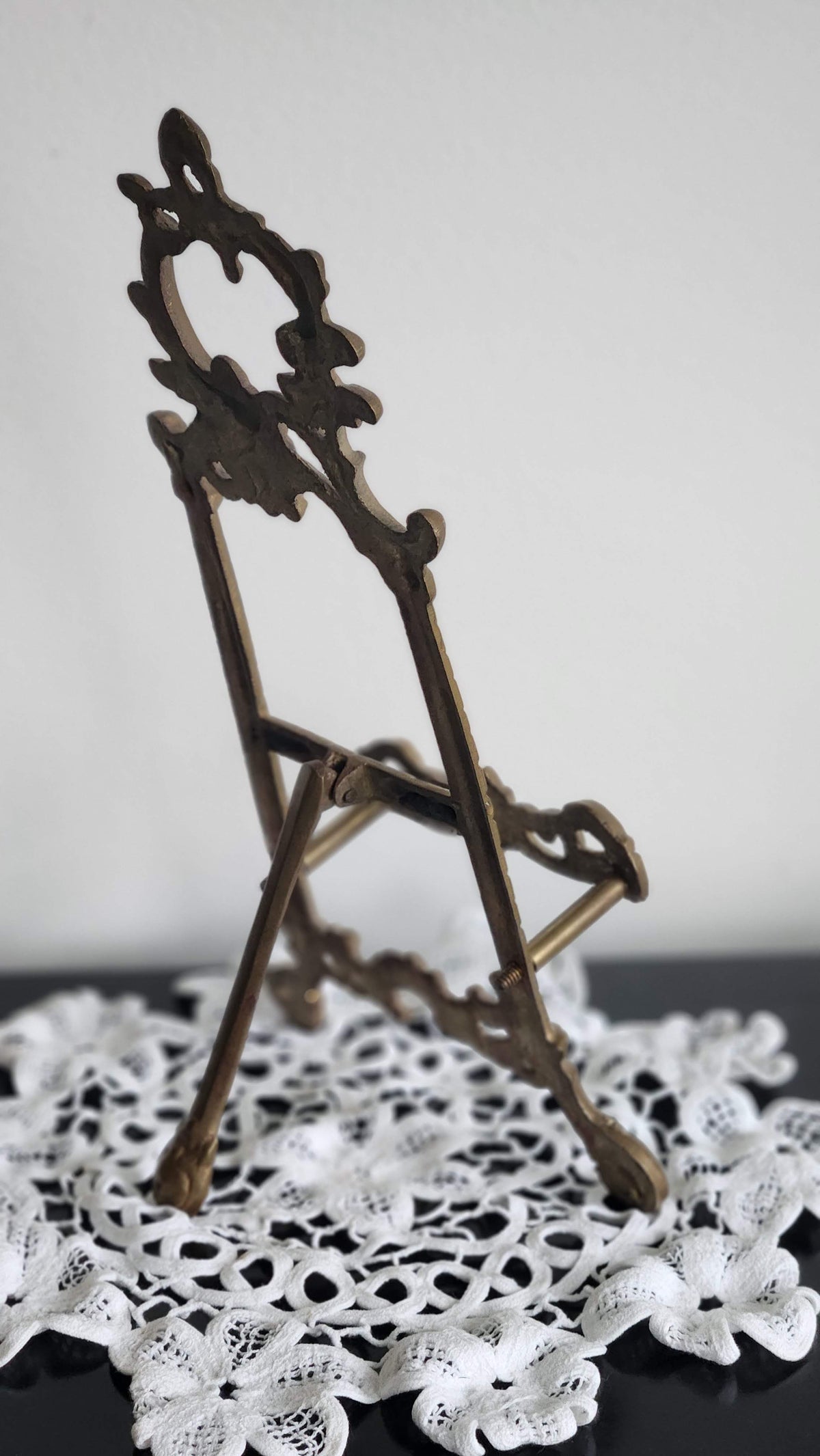 Vintage Brass Rococo-Style Display Easel | Hen and Horse – Hen and ...