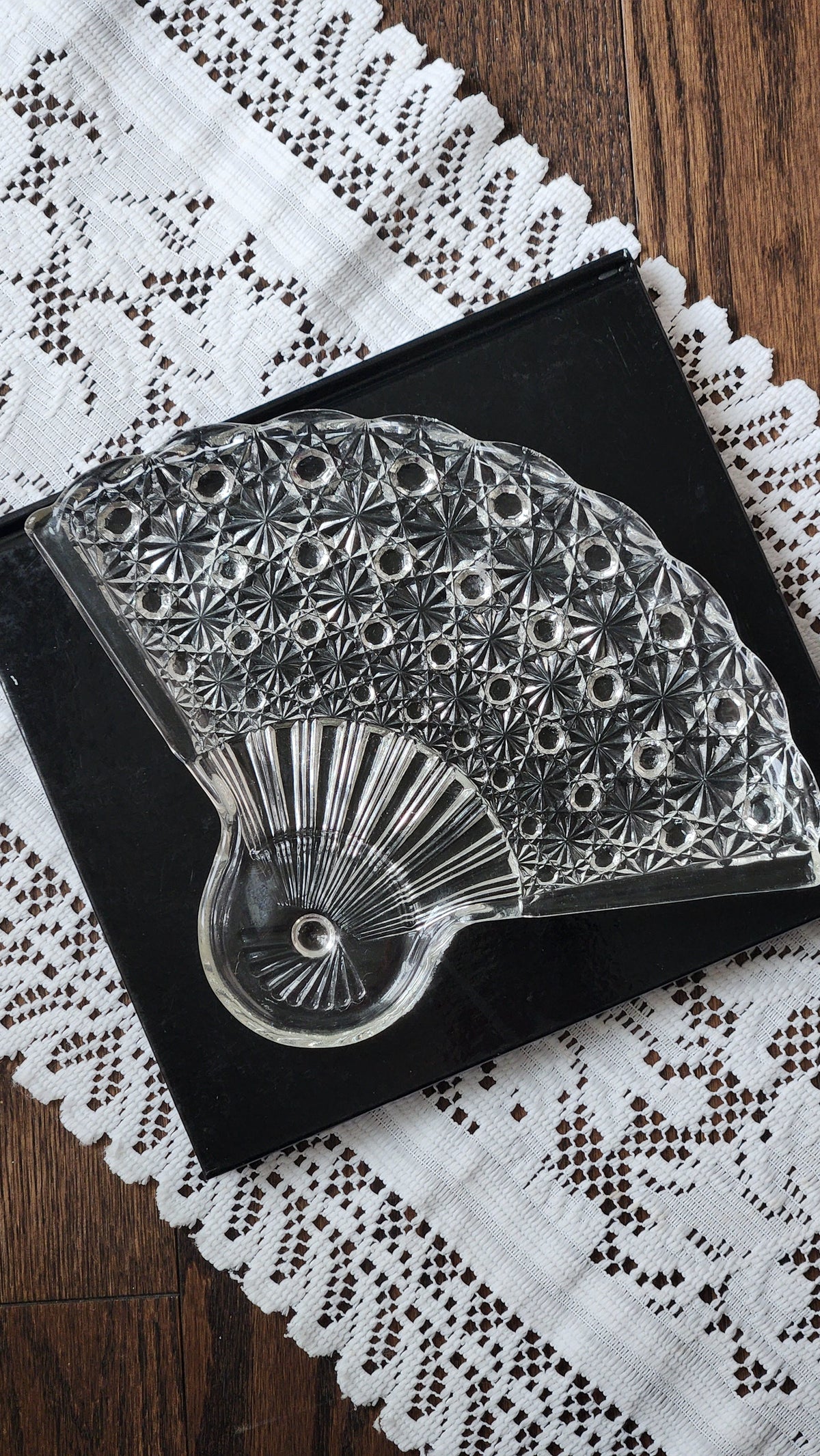 Clear vintage Daisy and Button pressed glass fan-shaped dish with ribbed detailing